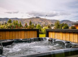 Erskine Place - Lake Hawea Holiday Home, cottage in Lake Hāwea