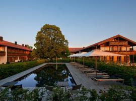 Margarethenhof am Tegernsee, golf hotel in Waakirchen
