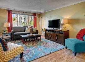 Vibrant Downtown, King Bed, Work Desk & Kitchen, hotel in Seattle