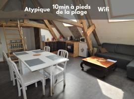 Studio de charme en bord de mer - Wifi: Luc-sur-Mer şehrinde bir otel