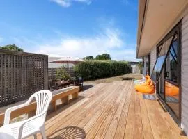 This Way To The Beach - Omaha