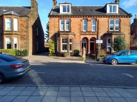 Lindean Guest House, hotel cerca de Club de golf Dumfries and County, Dumfries