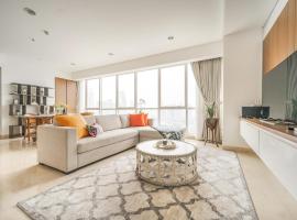 Bungalow by Kozystay - Setiabudi, hotelli kohteessa Jakarta