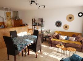 Bienvenue Chez Romane, vacation rental in Aiguèze