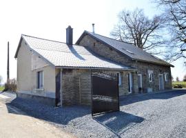 Very spacious house with sauna spa and countryside views, hôtel à Gouvy