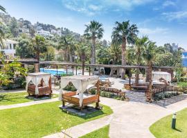 El Cortijo de Zahara by QHotels, hotel em Zahara de los Atunes