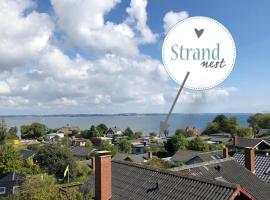 fewo1846 - StrandNest - luxuriöse Unterkunft am Strand mit 3 Schlafzimmern, pet-friendly hotel in Glücksburg