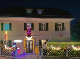 Pension - Alt - Strassgang