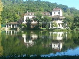 Hôtel Etang des Reynats, hotel a Chancelade