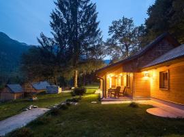 Bohinj Cottage Pr' Maricki - house in nature with hot tub & sauna, golfový hotel v destinaci Bohinj
