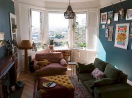 Pass the Keys Quirky, Cosy, Entire Flat in Trendy area, huoneisto Glasgow'ssa