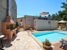 Chara Villas with 20m2 swimming pool-BBQ!