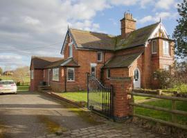Moss Cottage, holiday rental in Bickley