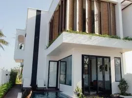 Villa nguyên căn 4 phòng ngủ, cạnh biển Thuận An Rabbit Home Villa