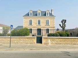 la maison de Martha, Hotel in Jaunay-Clan