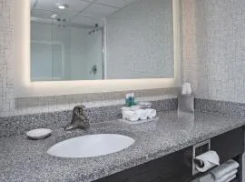Holiday Inn Express Nags Head Oceanfront by IHG