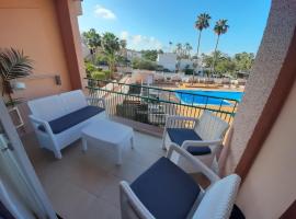 ACAPULCO AMAZING VIEWS. POOL. FREE WIFI, hotel in Playa Fañabe