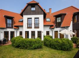 Bootsanleger, Landhaus Haven Höövt, Hotel in Ahrenshoop