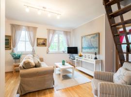 Strandleben 09 - Paul Müller-Kaempff, Hotel in Ahrenshoop