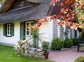 Meermaler, Cottage in Ahrenshoop