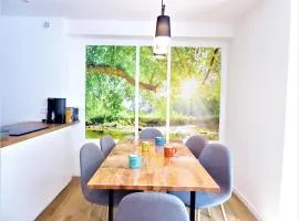 AwayHome Winterberg Ferienwohnung Pool Sauna 5 Pers Wifi near Ski Lift Terrasse