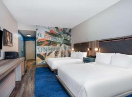 TRYP by Wyndham Orlando – hotel w pobliżu miejsca Park rozrywki SeaWorld's Discovery Cove w Orlando