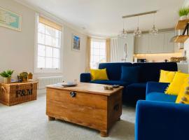 Nickleby Nook Broadstairs – Meters to the beach!, self catering accommodation in Broadstairs