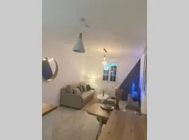 Studio cosy refait à neuf,au calme 5 min du centre