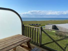 La mer vue d'en haut , duplex &agrave; la naturelle sur la c&ocirc;te d'opale