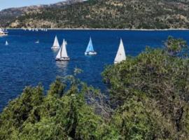 Naturaleza en el pantano de San Juan, feriebolig i San Martín de Valdeiglesias