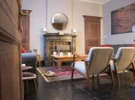 Enjoy Square - Spacious Holiday Home near Maredsous