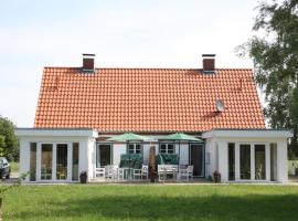 FerienGut Gaarz - Cottage 29, hotel in Göhl