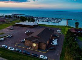 The Washburn Inn, hotel with parking in Washburn