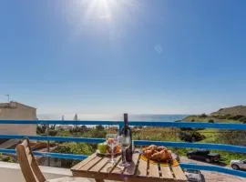 CoolHouses Algarve Luz, 2 Bed top floor flat, amazing sea view, central. Delicia do Sol
