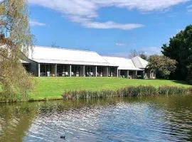Briars Country Lodge