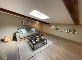 La Mansarda, hotel in Caserta