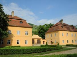 Rákóczi-Dessewffy Kastély Vendégház, cottage in Tokaj