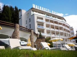 Waldhotel & SPA Davos - for body & soul, hotelli Davosissa lähellä maamerkkiä Schatzalp