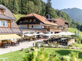 Hotel Blaue Gams ***S, hotel cerca de Monasterio de Ettal, Ettal