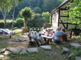 Ferienhaus Jupp-Schöttler-Jugendherberge, готель у місті Finnentrop