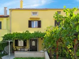 Holiday Home Antica by Interhome