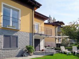 Holiday Home Anna by Interhome, hotel a Luino