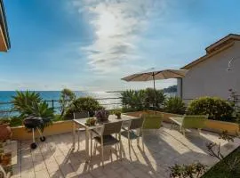 Holiday Home Terrazzo sul Mare by Interhome