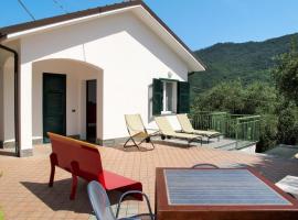 Holiday Home Innovativa by Interhome, hotel con estacionamiento en Stellanello