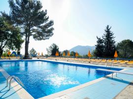 Holiday Home Bungalow B - AEG401 by Interhome, hotell sihtkohas Villanova dʼAlbenga