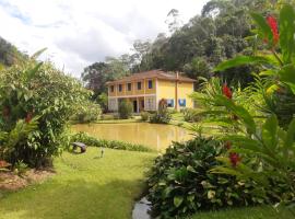 Pousada Paradiso, guest house in Santa Teresa