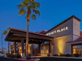 Hyatt Place Phoenix Chandler - Fashion Center, hotel di Chandler