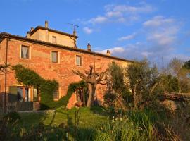 Agriturismo La Ca'Solare, hotel in Palaia