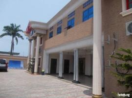 Hi Point Hotel and Suites - Deluxe, hotel v destinaci Lagos