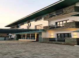 Room in Lodge - World Lilies Hotel Events Place, vacation rental in Ibadan